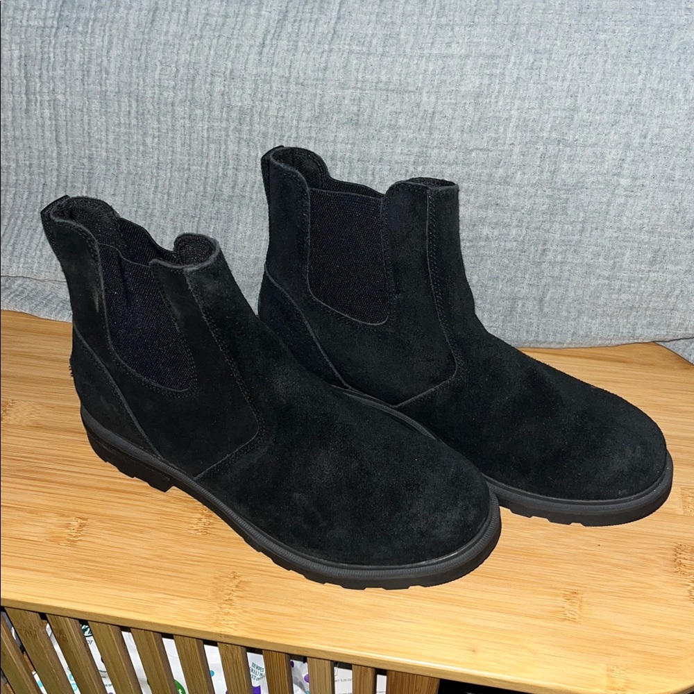 Sorel Chelsea boots